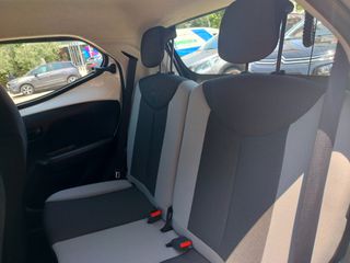 Toyota Aygo (X) 2015 X-PLAY - AUTOMATIC-thumb-10