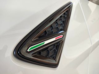 Lamborghini Urus 2019 V8-thumb-73