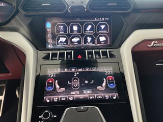 Lamborghini Urus 2019 V8-thumb-37