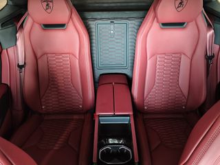 Lamborghini Urus 2019 V8-thumb-42