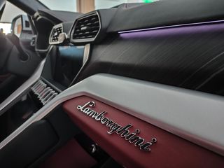 Lamborghini Urus 2019 V8-thumb-46