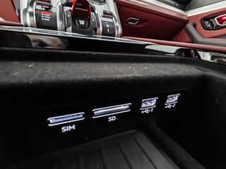 Lamborghini Urus 2019 V8-thumb-50