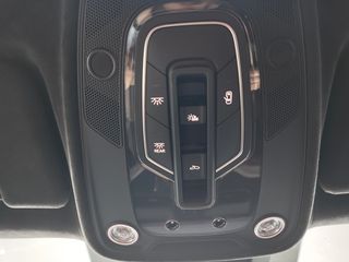 Lamborghini Urus 2019 V8-thumb-59