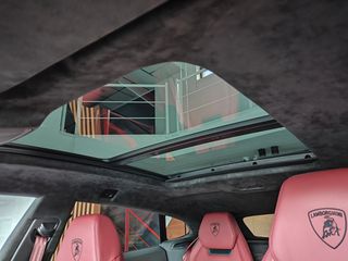 Lamborghini Urus 2019 V8-thumb-61