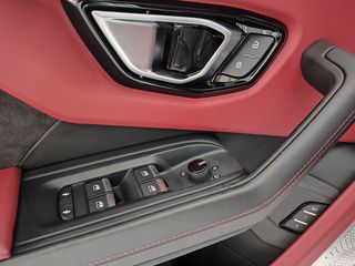 Lamborghini Urus 2019 V8-thumb-19