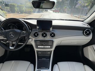 Mercedes-Benz GLA 180 2017 DCI 1.5 URBAN AUTO F-1 CAMERA ECO S/S EURO-6 ΕΛΛΗΝΙΚΟ-thumb-4