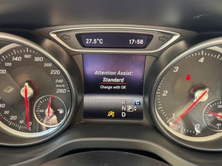 Mercedes-Benz GLA 180 2017 DCI 1.5 URBAN AUTO F-1 CAMERA ECO S/S EURO-6 ΕΛΛΗΝΙΚΟ-thumb-46