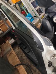 ΠΟΡΤΑ ΟΔΗΓΟΥ ΜΕ ΚΑΘΡΕΠΤΗ ΗΛΕΚΤΡΙΚΟ