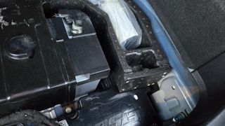 Audi A1 2010 1.4_TFSI_S_Line_S_Tronic_(F1_7-GEAR)_Bose-thumb-43