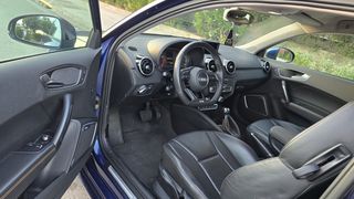 Audi A1 2010 1.4_TFSI_S_Line_S_Tronic_(F1_7-GEAR)_Bose-thumb-15