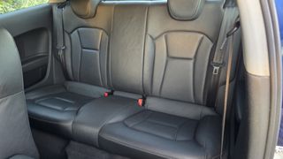 Audi A1 2010 1.4_TFSI_S_Line_S_Tronic_(F1_7-GEAR)_Bose-thumb-23