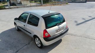 Renault Clio 2003-thumb-4