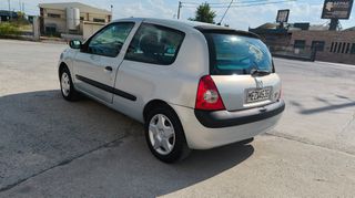 Renault Clio 2003-thumb-9