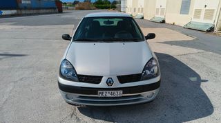 Renault Clio 2003-thumb-10