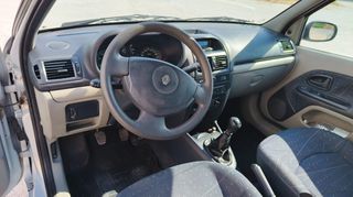 Renault Clio 2003-thumb-18