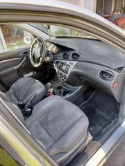 Ford Focus 2002 FOCUS 1.4-thumb-2