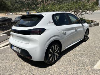Peugeot 208 2025 1.2 Puretech 100 Style-thumb-4