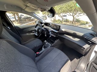 Peugeot 208 2025 1.2 Puretech 100 Style-thumb-8