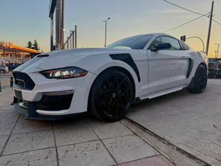 Ford Mustang 2020-thumb-5