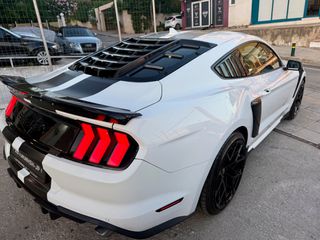 Ford Mustang 2020-thumb-11