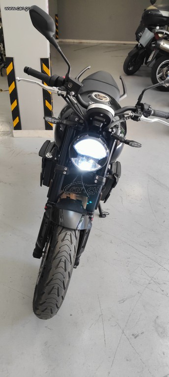 Triumph Trident 660 2025