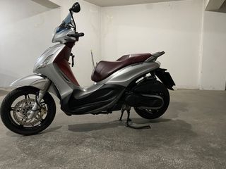 Piaggio Beverly 350 2015-thumb-1