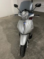 Piaggio Beverly 350 2015-thumb-20
