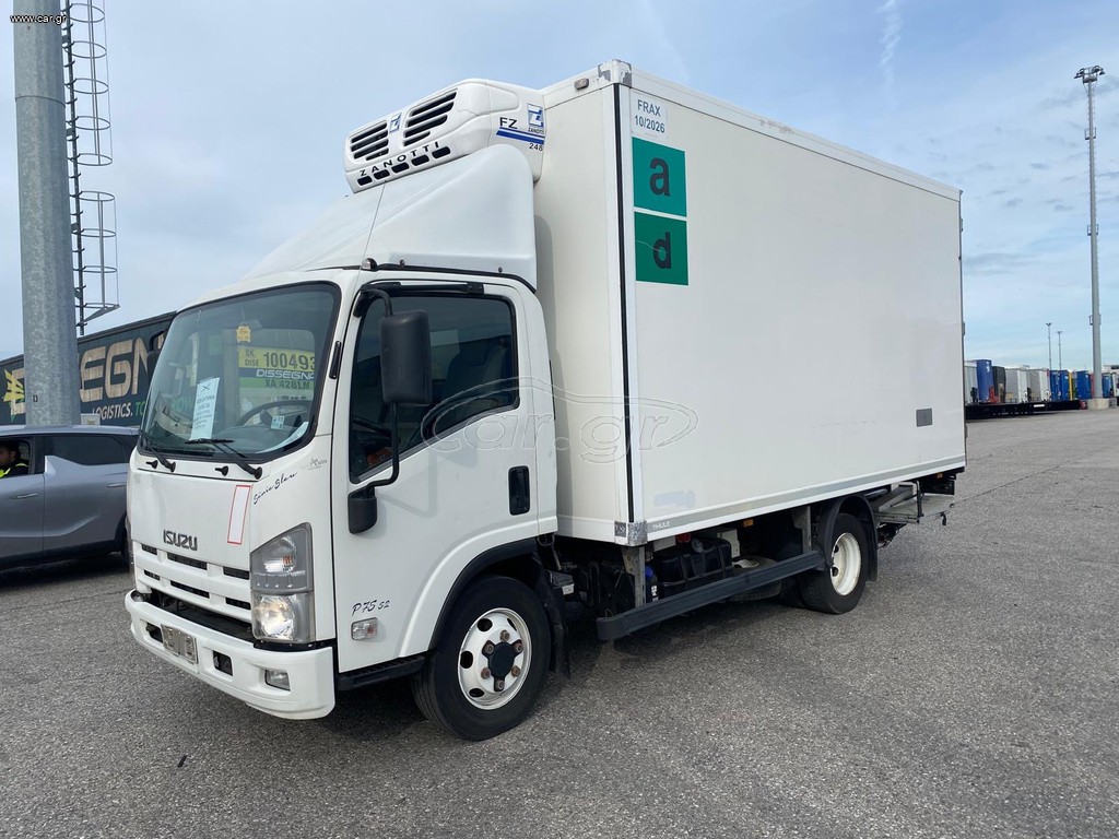 Ψυγείο Isuzu 2014