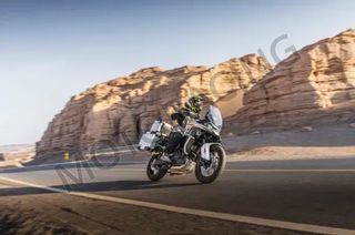 CFmoto 2026 800 ES GALCIER WHITE-thumb-2