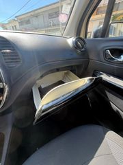 Renault Captur 2017-thumb-9