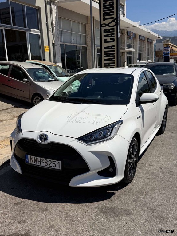 Toyota Yaris 2021 hybrid