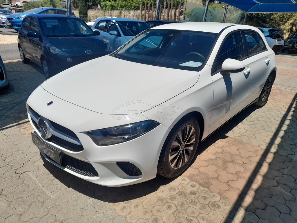 Mercedes-Benz A 160 2022 A-CLASS A 160 1.3