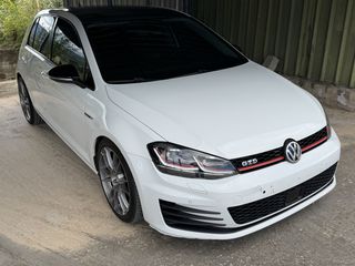 Volkswagen Golf 2015 DSG/ GTI Look-thumb-2