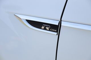 Volkswagen T-Roc 2019 2.0L R-LINE 4X4 - 1o ΧΕΡΙ - ''XDRIVE''-thumb-4
