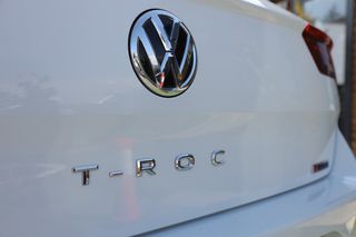 Volkswagen T-Roc 2019 2.0L R-LINE 4X4 - 1o ΧΕΡΙ - ''XDRIVE''-thumb-5