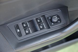 Volkswagen T-Roc 2019 2.0L R-LINE 4X4 - 1o ΧΕΡΙ - ''XDRIVE''-thumb-32