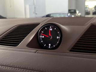 Porsche Cayenne 2022 E-Hybrid Platinum Edition Approved-thumb-25