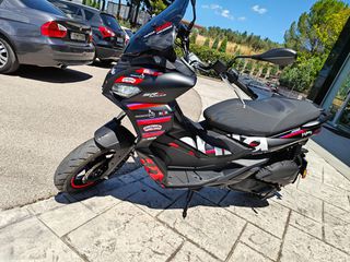 Aprilia SR GT 200 2026 REPLICA E5-thumb-2