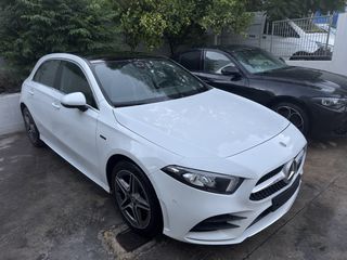 Mercedes-Benz A 250 2021 AMG-LINE 8G-DCT PANORAMA