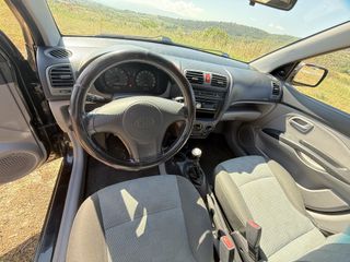 Kia Picanto 2006-thumb-40