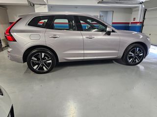 Volvo XC 60 2025 PLUS BRIGHT-thumb-12