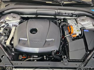 Volvo XC 60 2025 PLUS BRIGHT-thumb-22