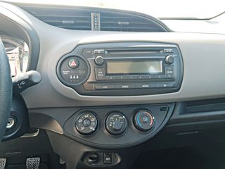 Toyota Auris 2016 VVT-I-thumb-15