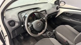 Toyota Aygo 2019 1.0  68HP 5D-thumb-12