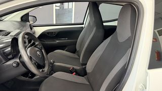 Toyota Aygo 2019 1.0  68HP 5D-thumb-18