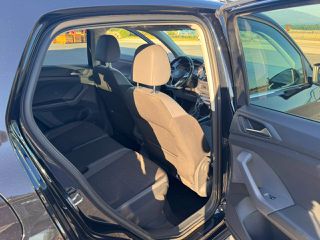 Volkswagen T-Cross 2021 R Line-thumb-12
