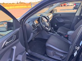 Volkswagen T-Cross 2021 R Line-thumb-11