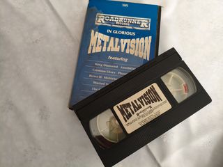 Vintage συλλεκτική VHS κασέτα "Metalvision" του 1990.