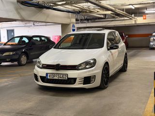Volkswagen Golf 2010 GTI DSG 380HP