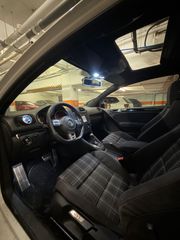 Volkswagen Golf 2010 GTI DSG 380HP-thumb-9